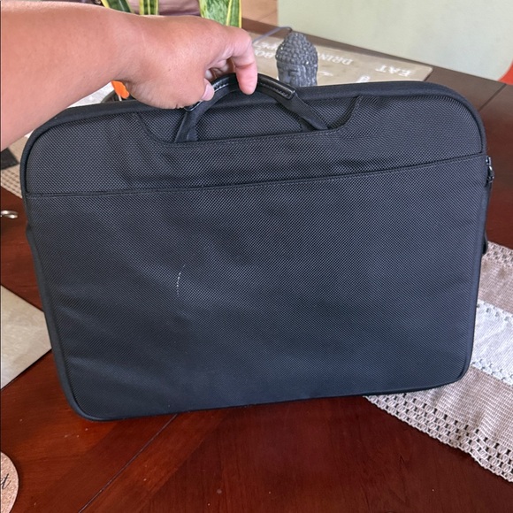 Tumi Laptop Bag Business Briefcase Attaché- slim - Picture 4 of 9